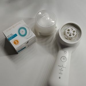 Mía Smart Clarasonic